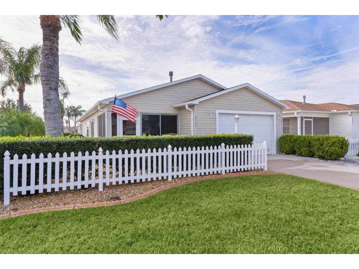 2306 Oak Bend Place The Villages FL 32162 G5105676 image3