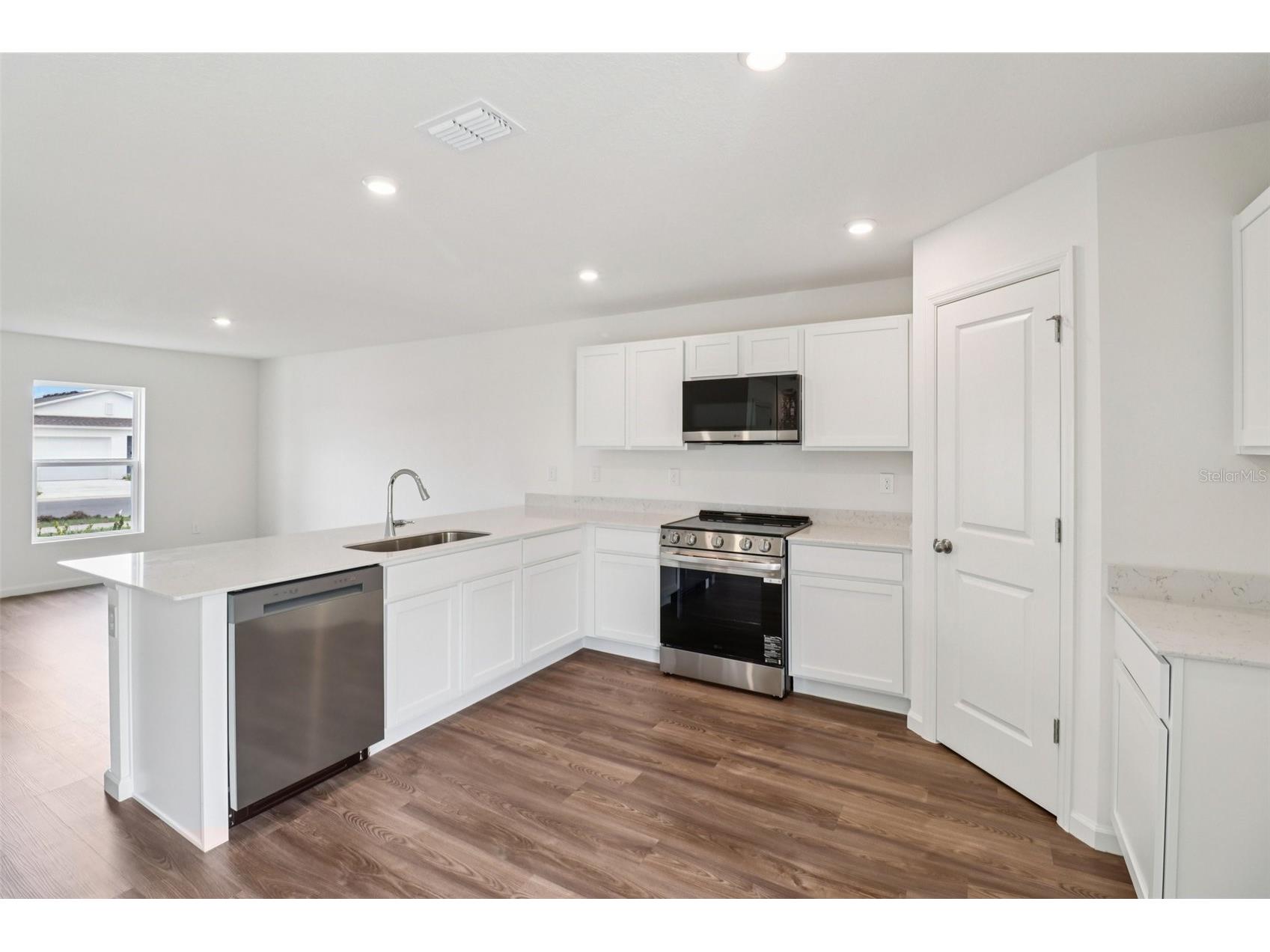 2306 Oklahoma Drive Sumterville FL 33585 C7520310 image14