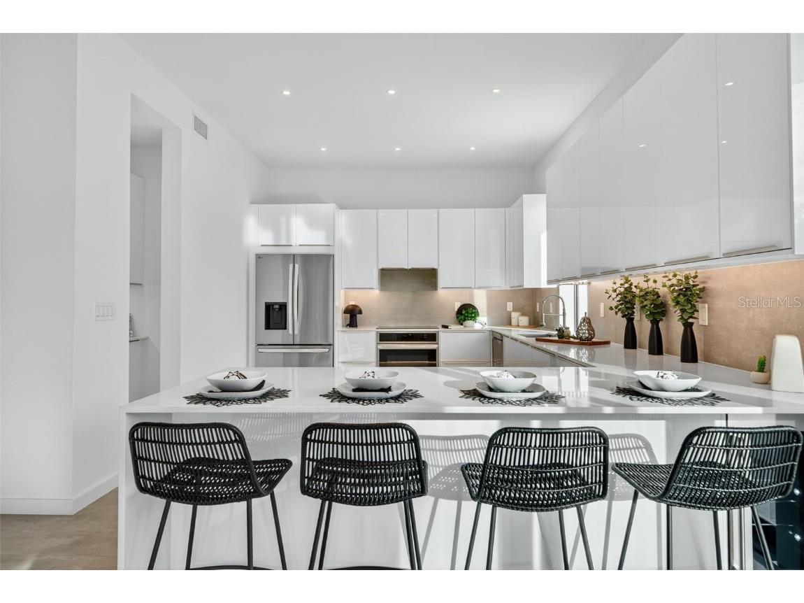 2306 Valencia Drive Sarasota FL 34239 A4670909 image15