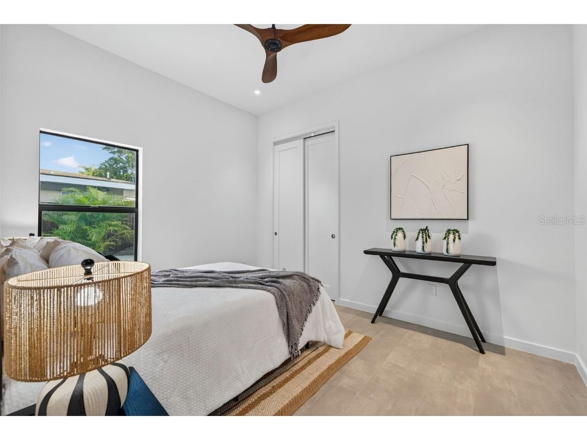 2306 Valencia Drive Sarasota FL 34239 A4670909 image27