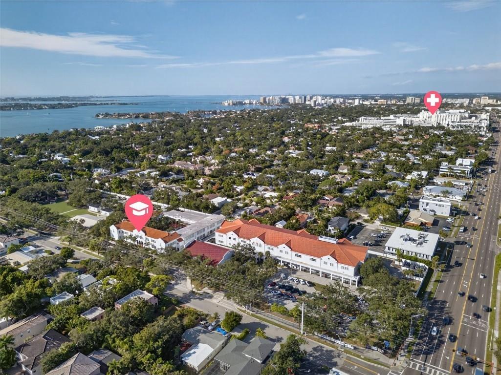 2306 Valencia Drive Sarasota FL 34239 A4670909 image40