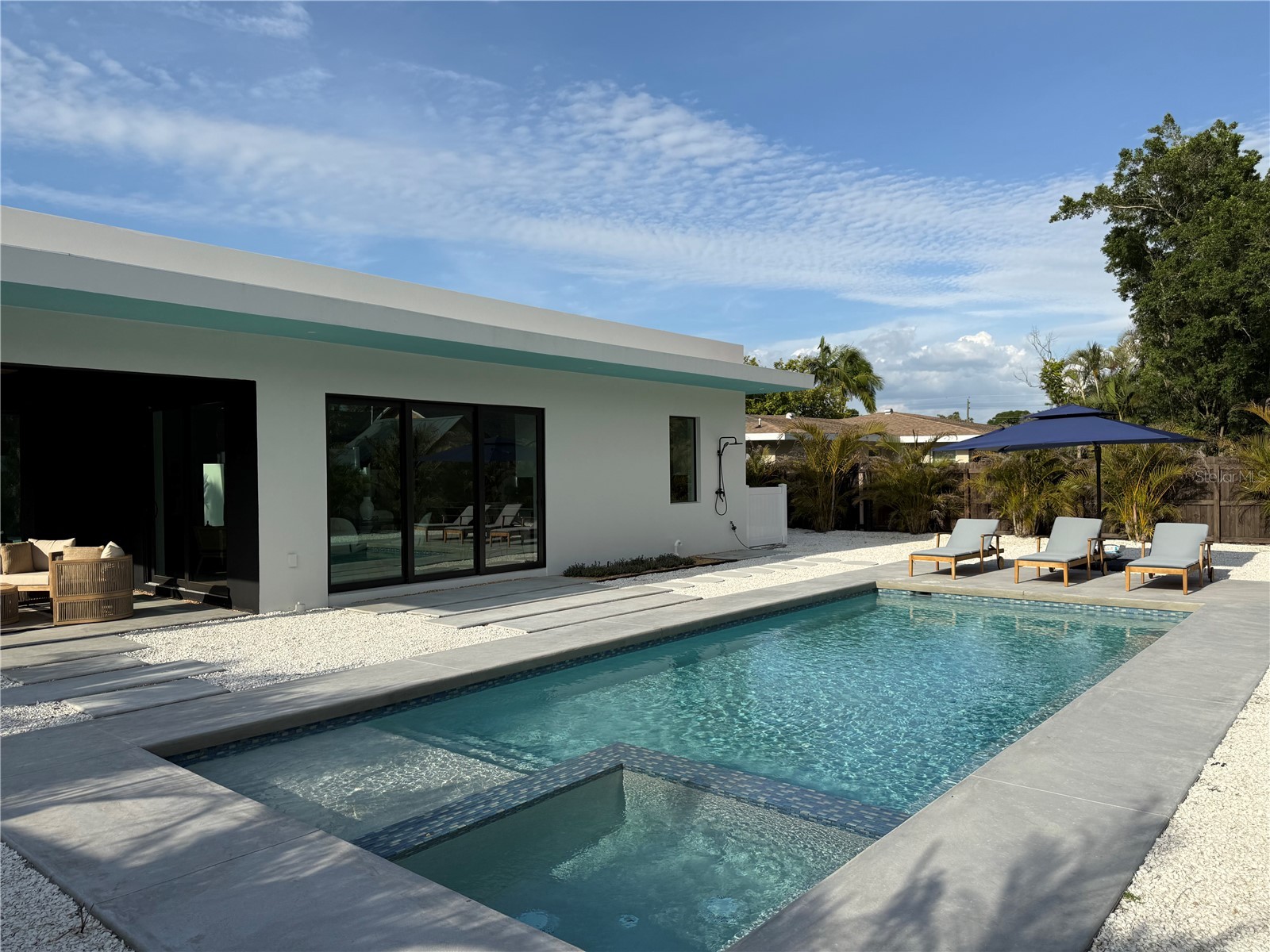 2306 Valencia Drive Sarasota FL 34239 A4691100 image33