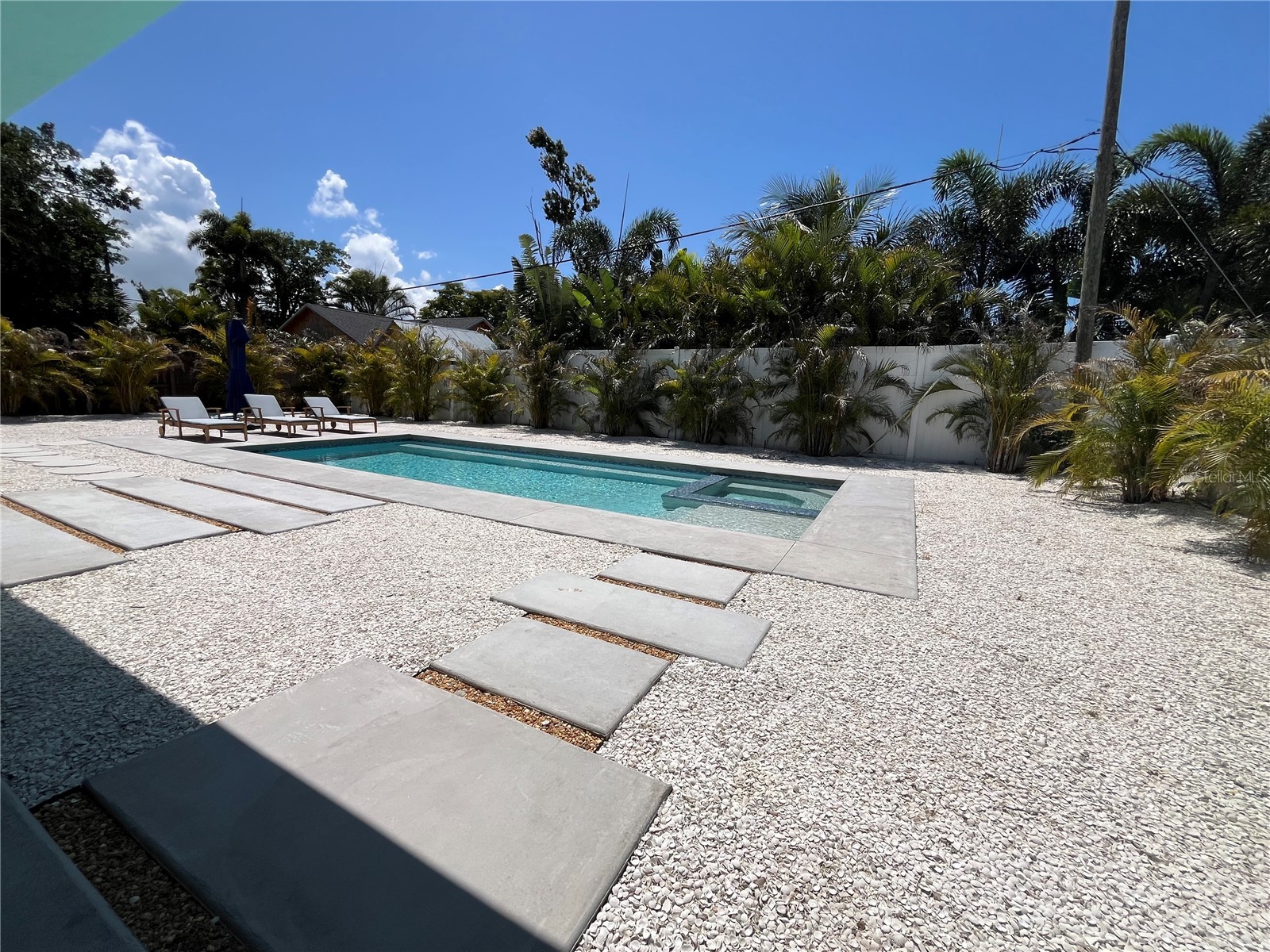 2306 Valencia Drive Sarasota FL 34239 A4691100 image36