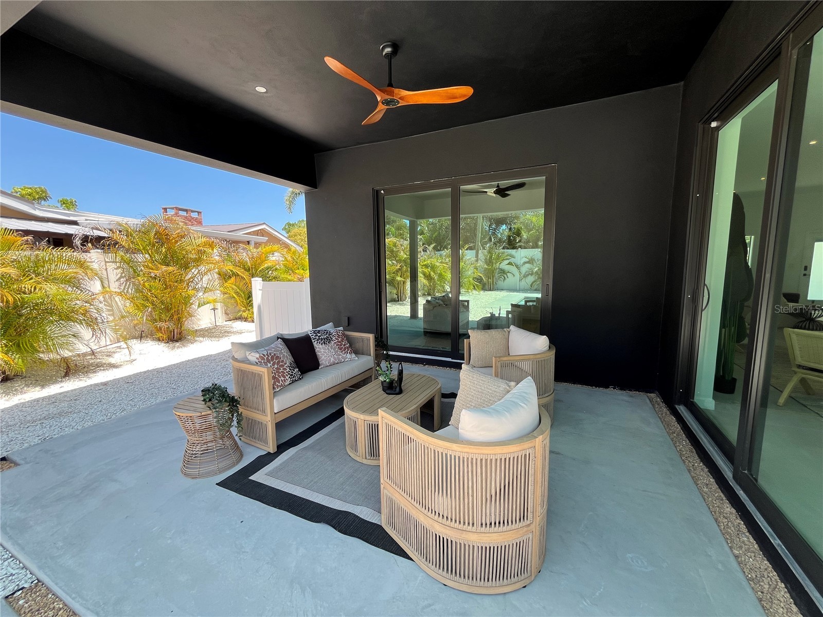 2306 Valencia Drive Sarasota FL 34239 A4691100 image38