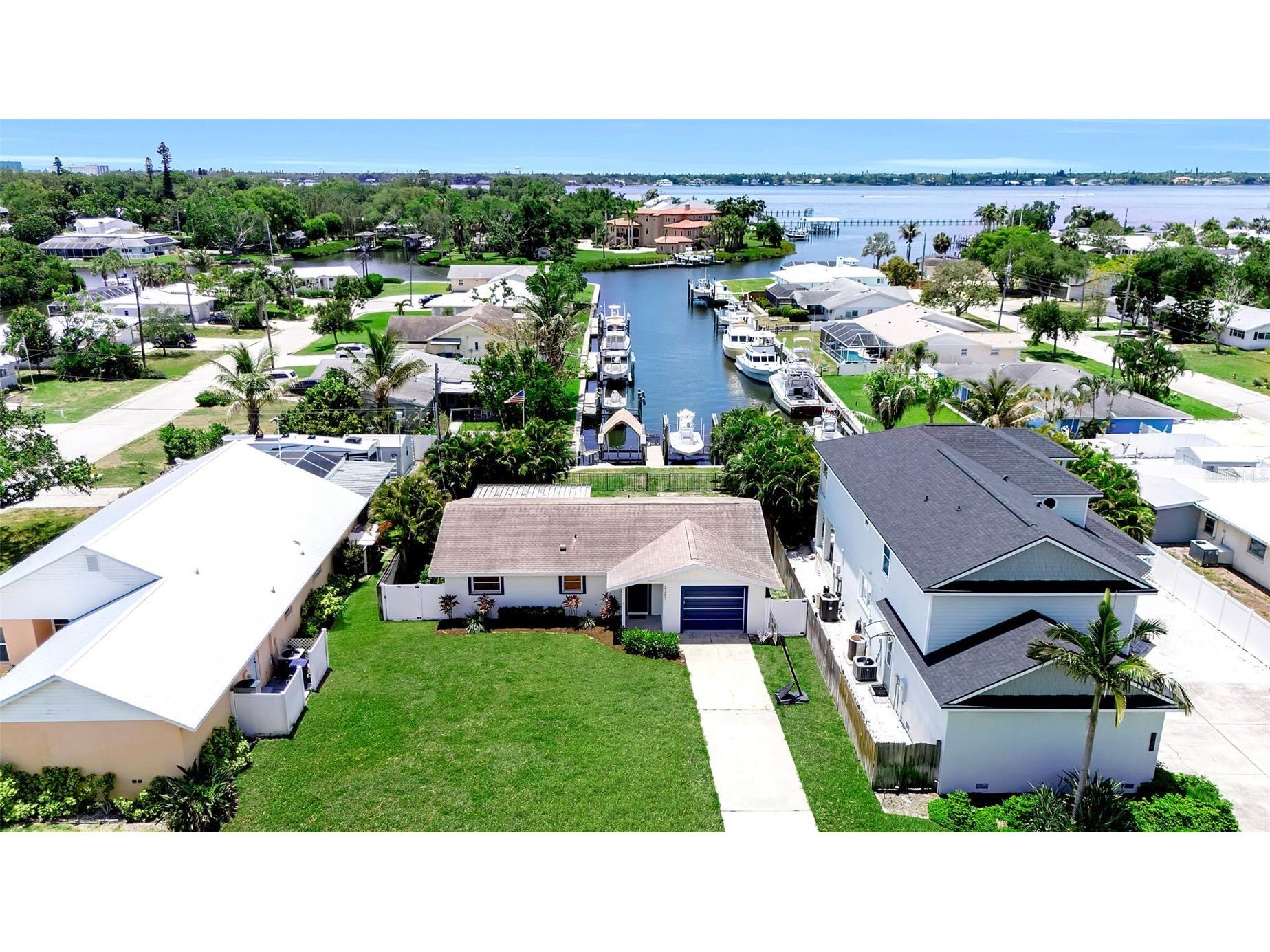 2307 10th Street W Palmetto FL 34221 A4694996 image2