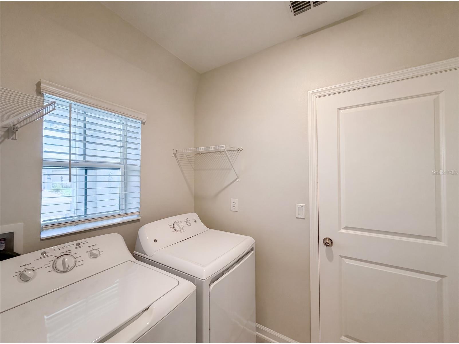 2307 Burney Falls Lane Davenport FL 33837 O6412703 image17