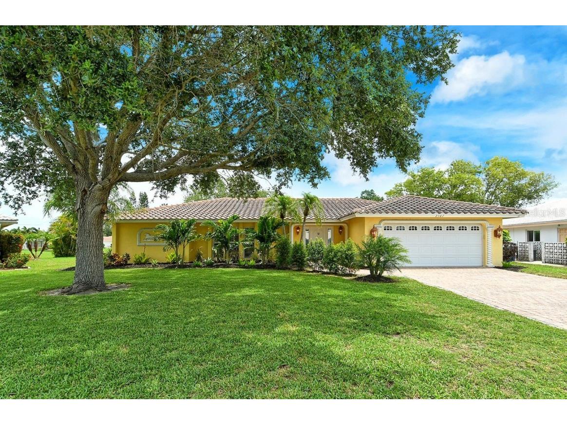 2307 Cass Street Sarasota FL 34231 A4614068 image1