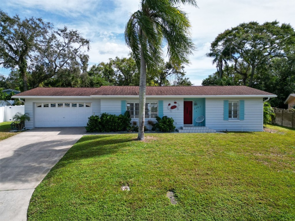 2307 Demaret Drive Dunedin FL 34698 TB8312762 image1