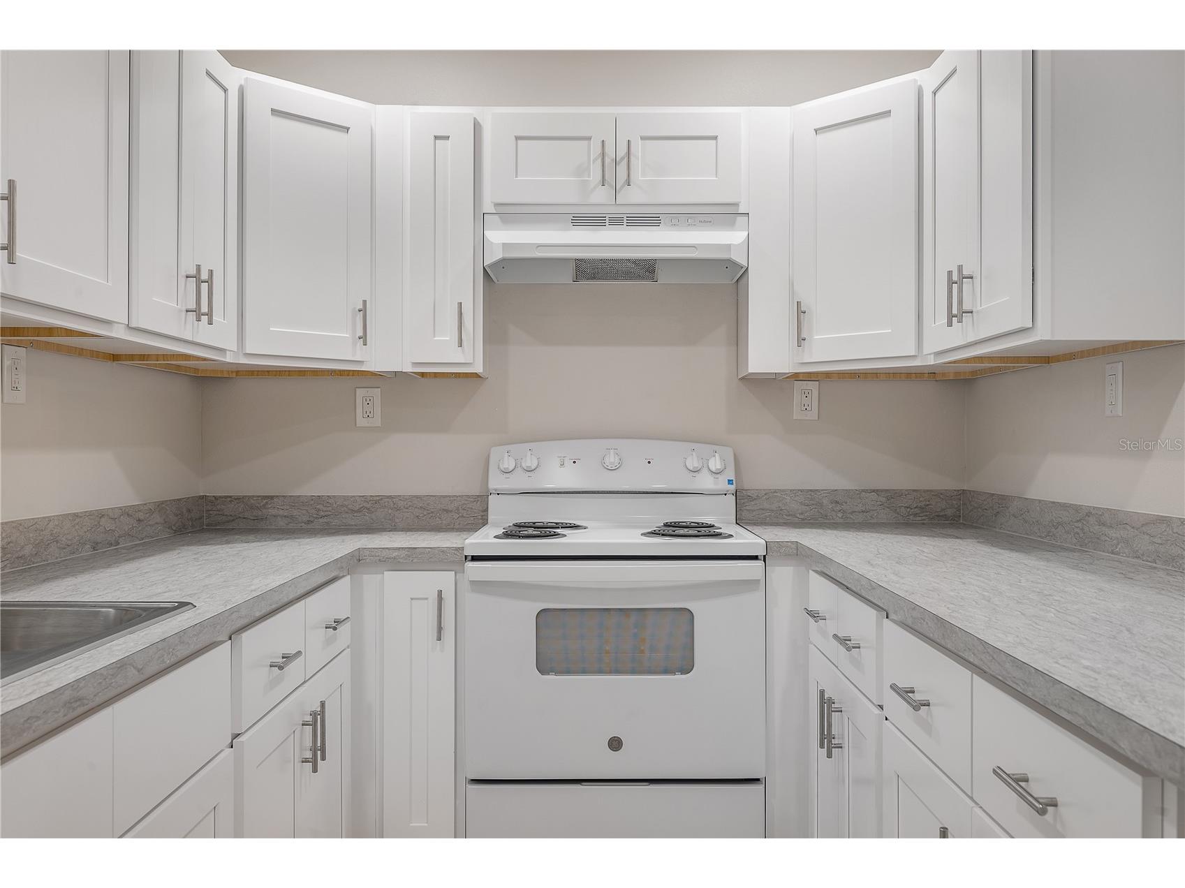 2307 E Osborne Avenue Tampa FL 33610 TB8497169 image11