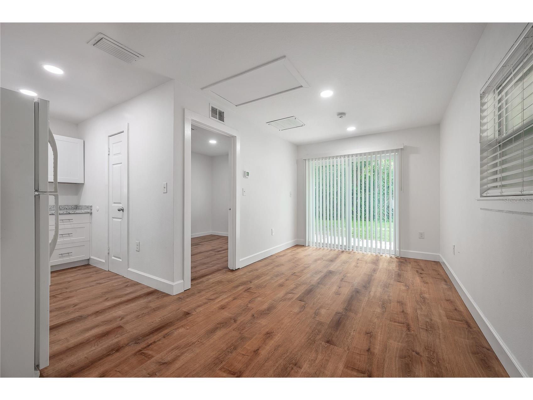 2307 E Osborne Avenue Tampa FL 33610 TB8497169 image28