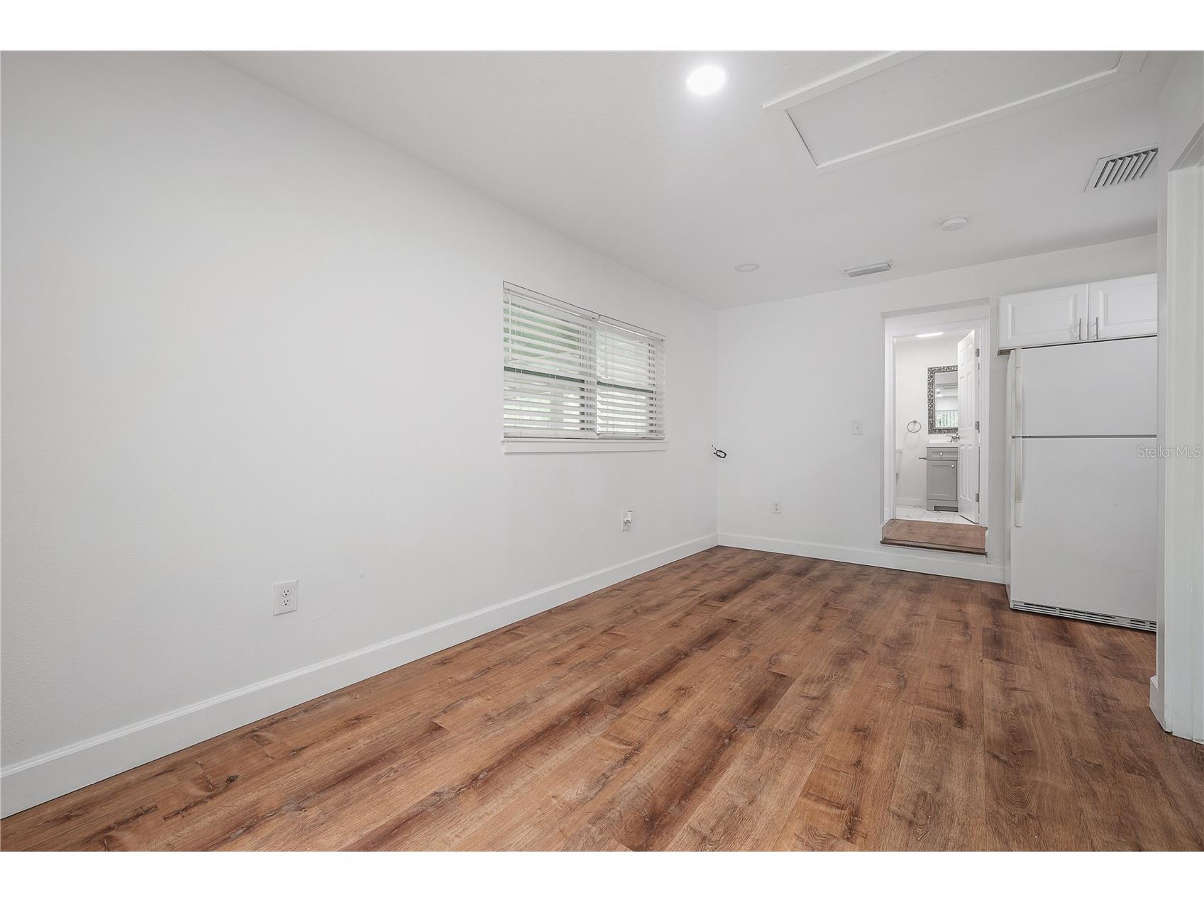 2307 E Osborne Avenue Tampa FL 33610 TB8497169 image30