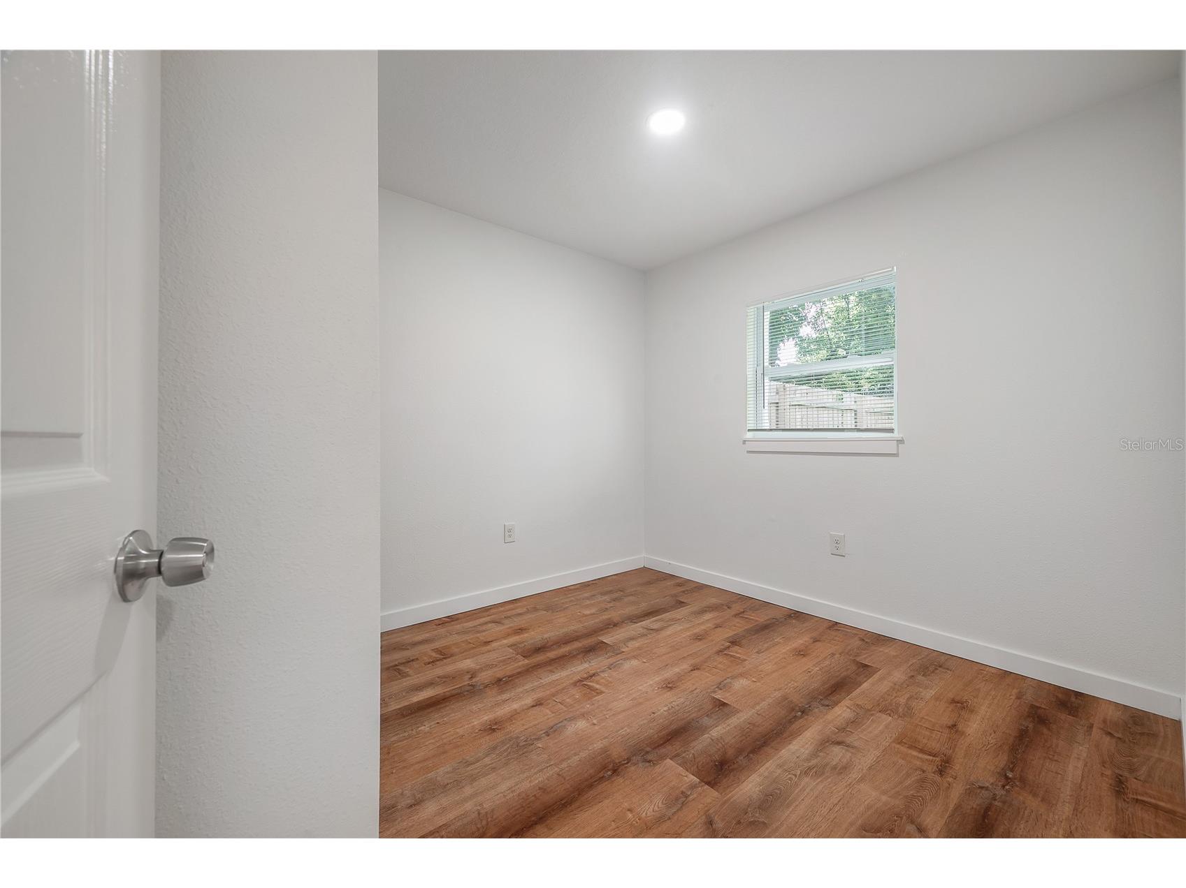 2307 E Osborne Avenue Tampa FL 33610 TB8497169 image31