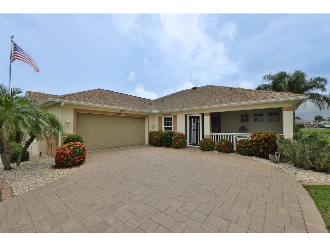 2307 Emerald Lake Drive Sun City Center FL 33573 - Emerald lake TB8421755 image1