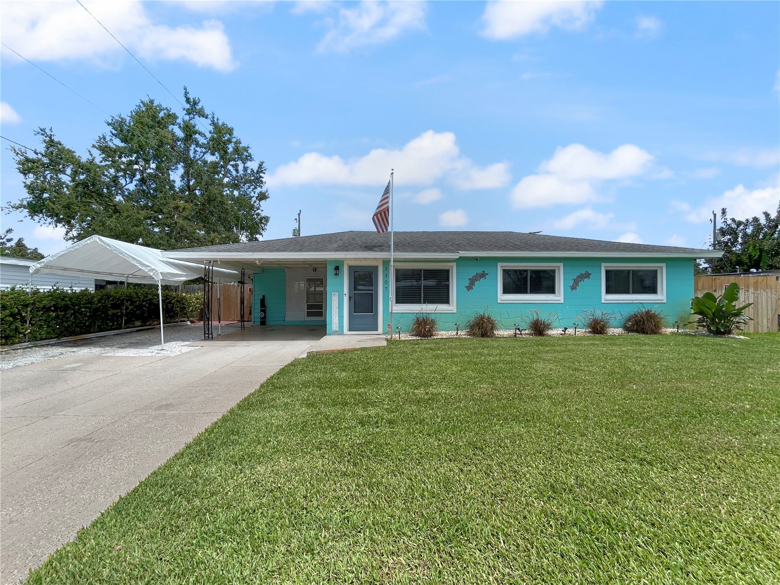 2307 Emory Avenue Bradenton FL 34207 A4691013 image1