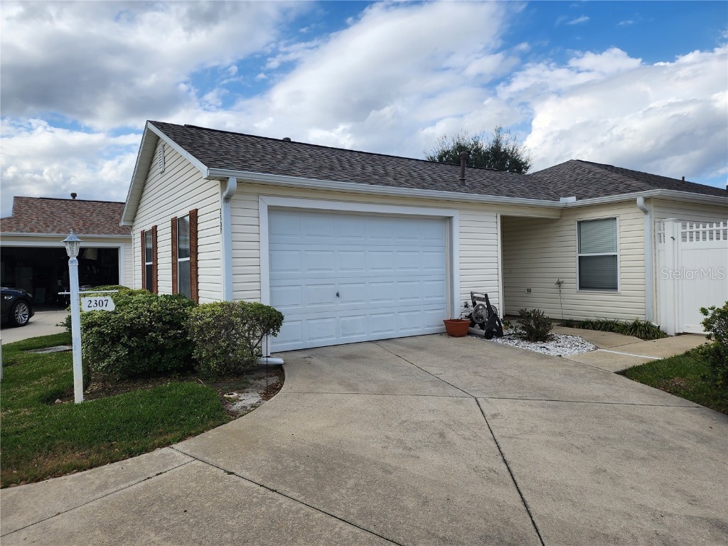 2307 Kenilworth Place The Villages FL 32162 G5065183 image1