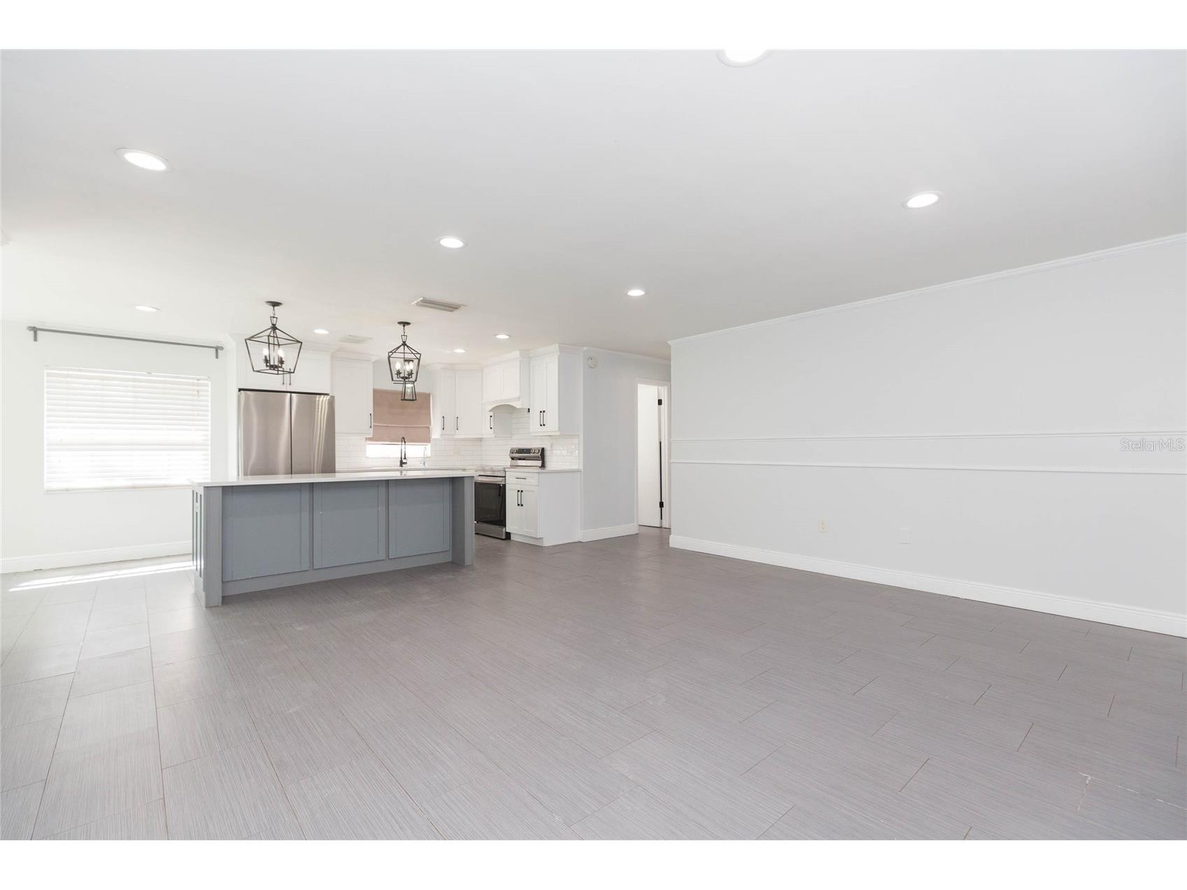 2307 Lincoln Court Brandon FL 33510 TB8481630 image4