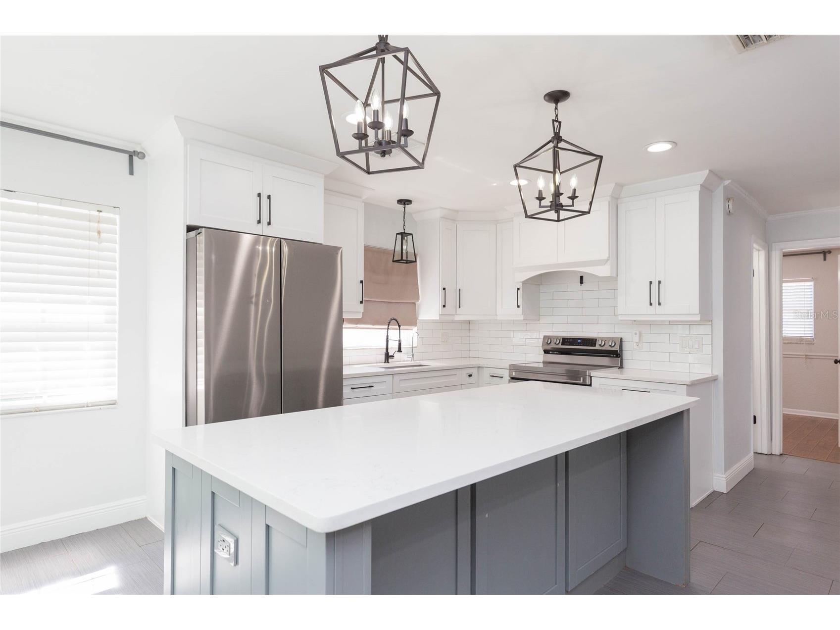 2307 Lincoln Court Brandon FL 33510 TB8481630 image8