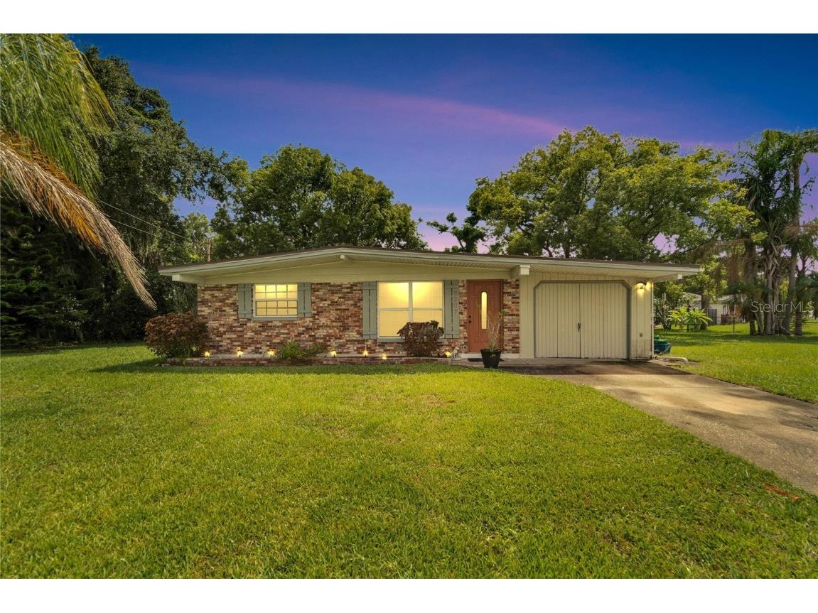 2307 N Gordon Street Plant City FL 33563 T3533049 image1