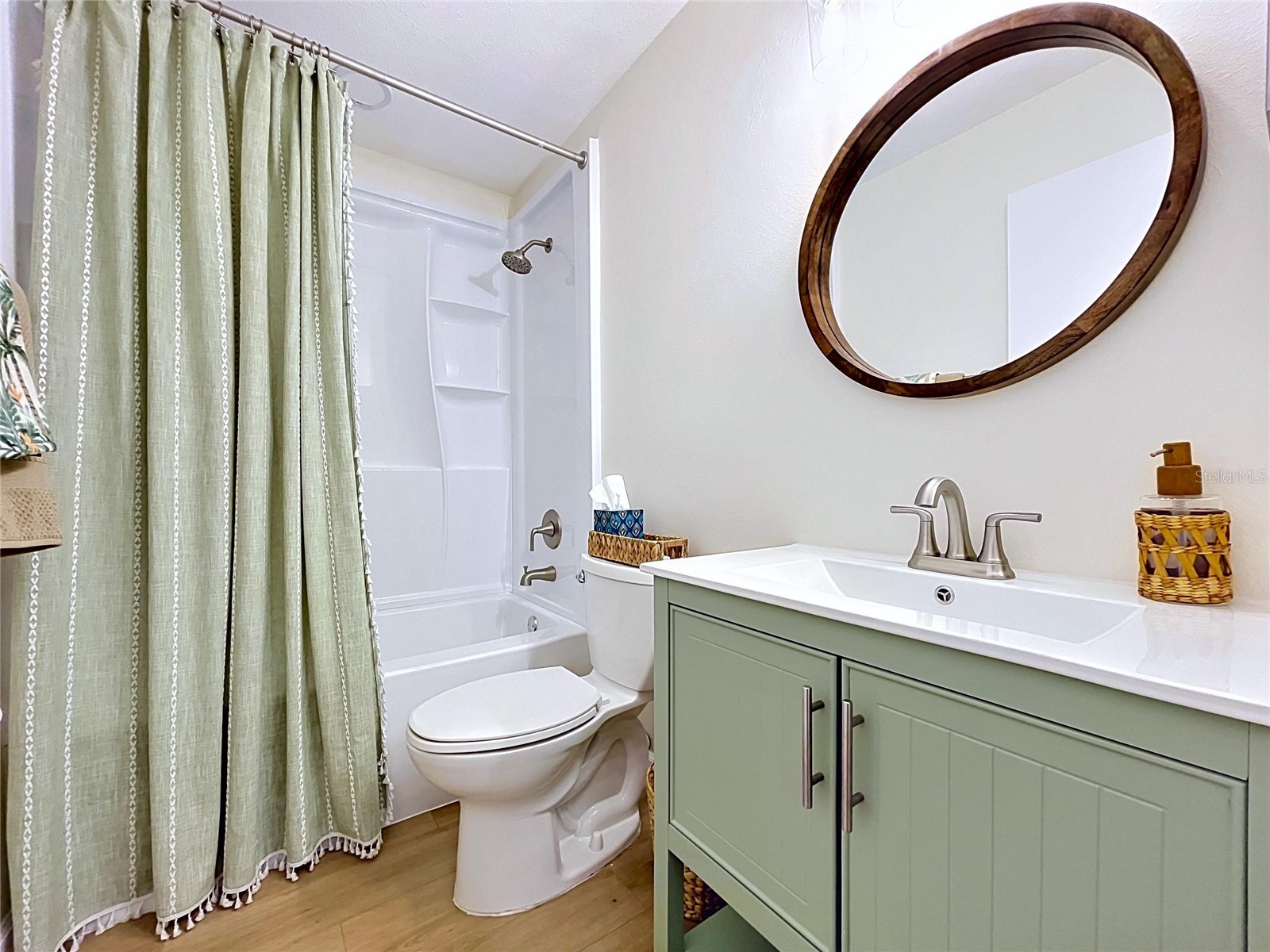 2307 New Orchard Court Sun City Center FL 33573 TB8507573 image39