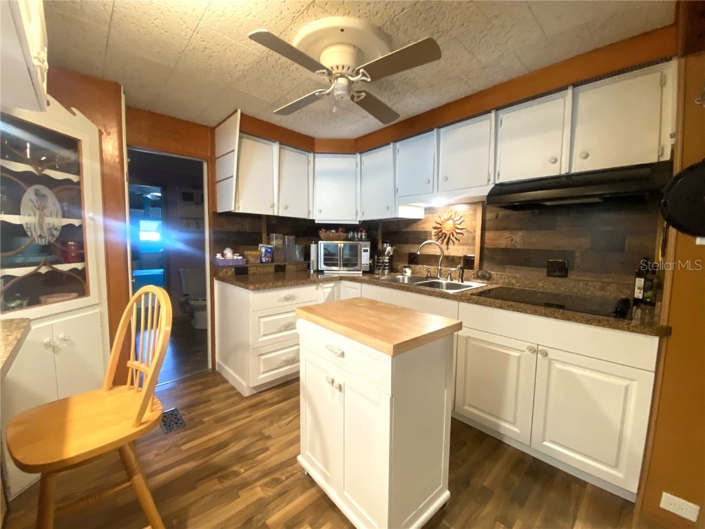 2307 New York Avenue Bradenton FL 34207 - SARASOTA BAY A4635018 image12