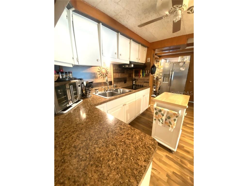 2307 New York Avenue Bradenton FL 34207 - SARASOTA BAY A4635018 image13