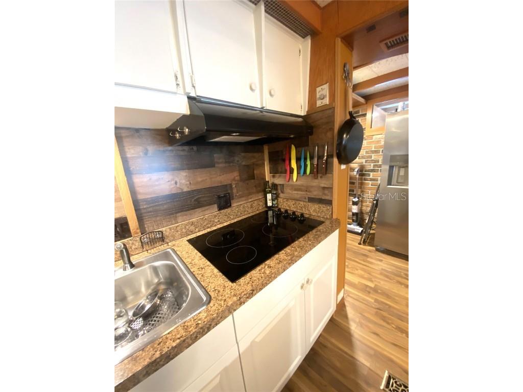 2307 New York Avenue Bradenton FL 34207 - SARASOTA BAY A4635018 image14