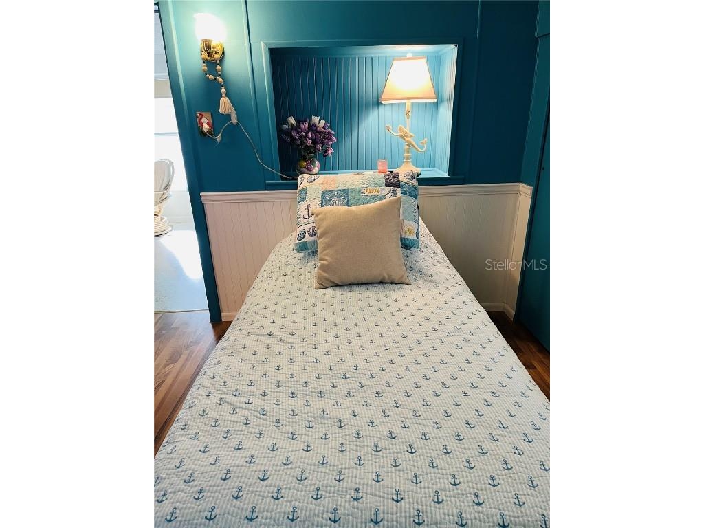 2307 New York Avenue Bradenton FL 34207 - SARASOTA BAY A4635018 image36