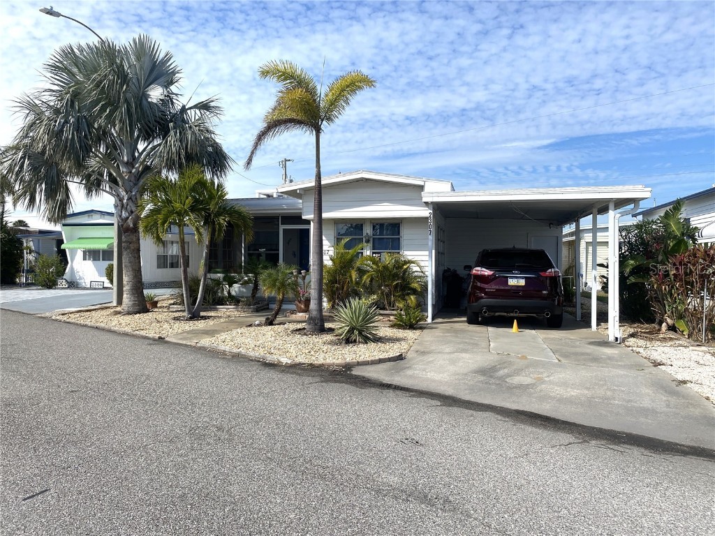 2307 New York Avenue Bradenton FL 34207 - SARASOTA BAY A4635018 image51