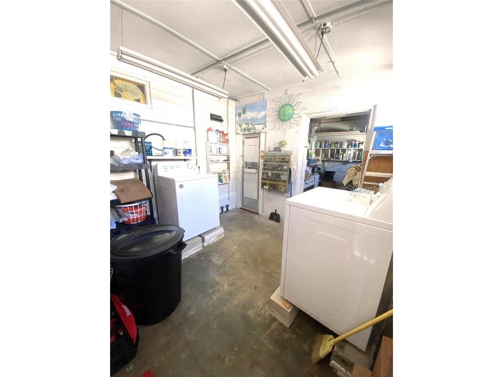 2307 New York Avenue Bradenton FL 34207 - SARASOTA BAY A4635018 image71