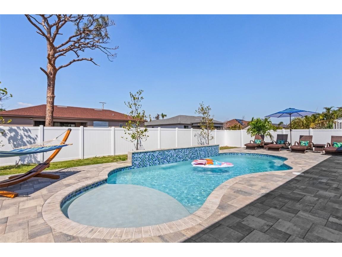 2307 SW 18th Street Cape Coral FL 33991 A4672691 image2