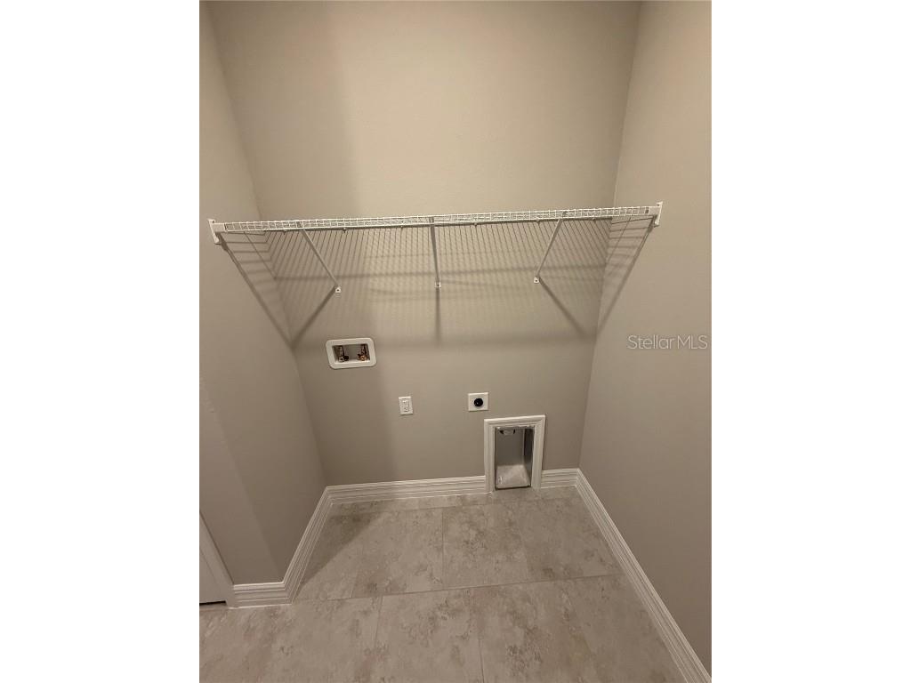 2307 Zuyder Terrace North Port FL 34286 A4672954 image16