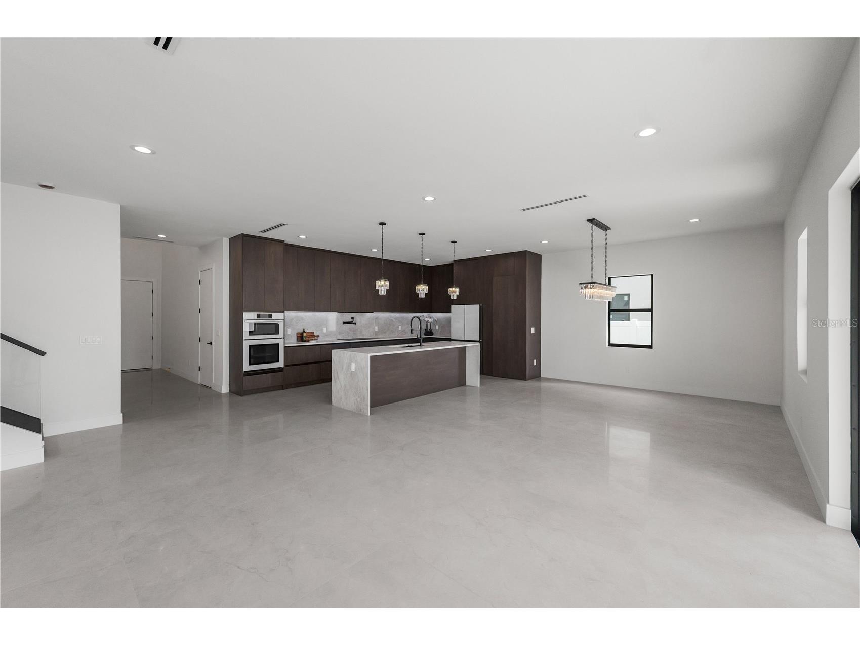 2308 1/2 N Elcoe Drive Tampa FL 33603 TB8501953 image18