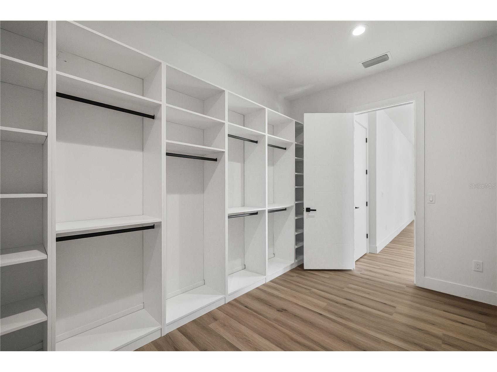 2308 1/2 N Elcoe Drive Tampa FL 33603 TB8501953 image36