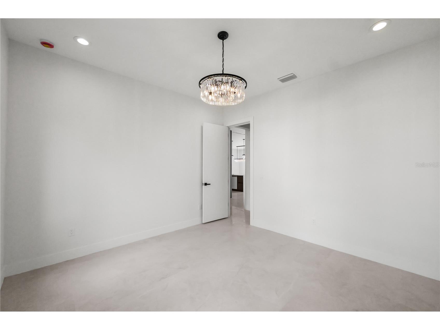 2308 1/2 N Elcoe Drive Tampa FL 33603 TB8501953 image46