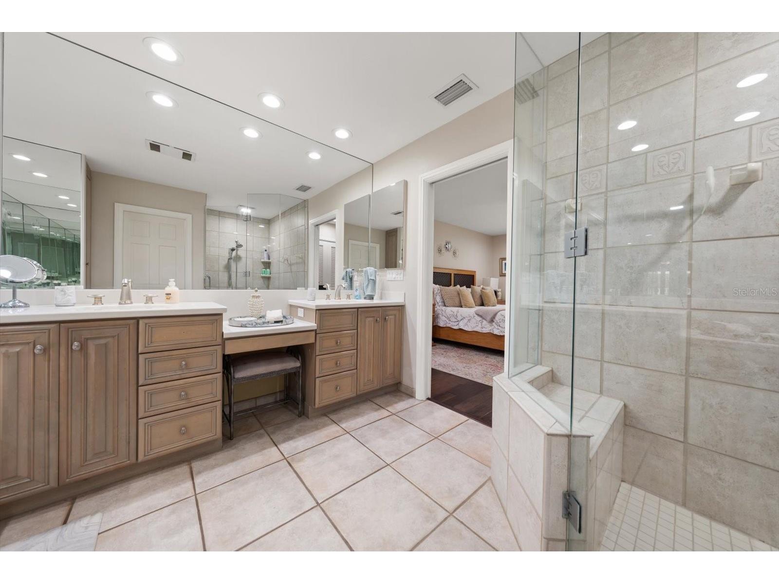 2308 Beach Trail Indian Rocks Beach FL 33785 TB8532303 image23
