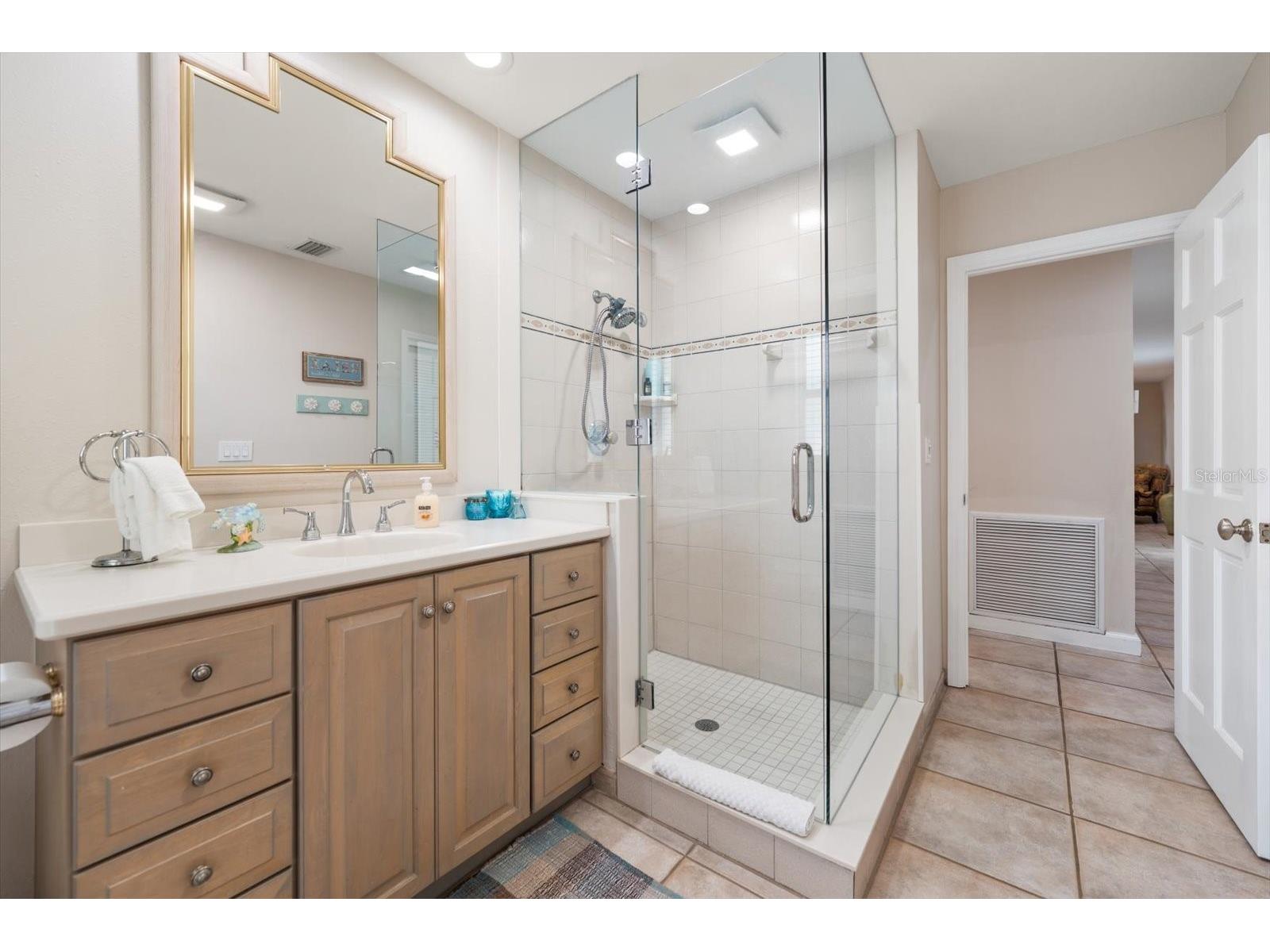 2308 Beach Trail Indian Rocks Beach FL 33785 TB8532303 image28