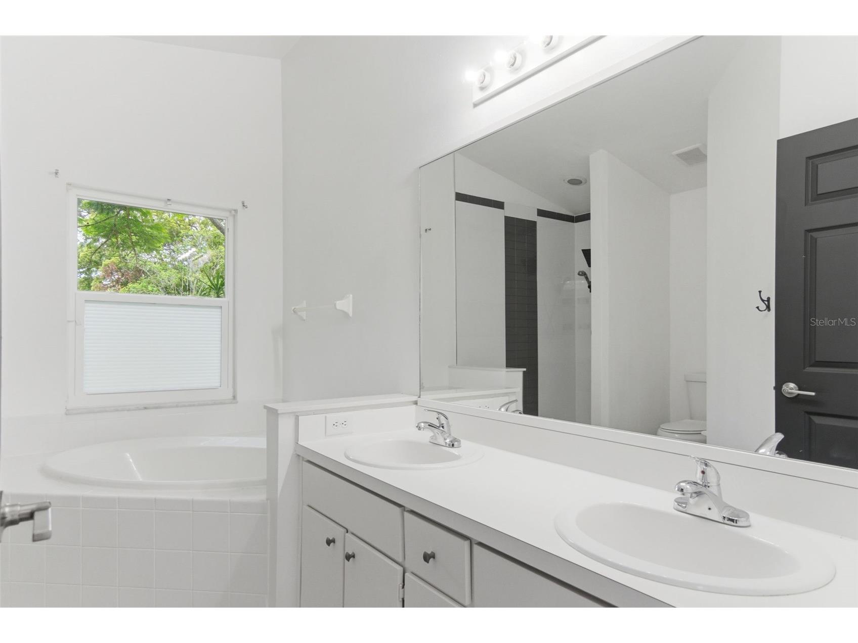 2308 Donegan Place Orlando FL 32826 V4948824 image21