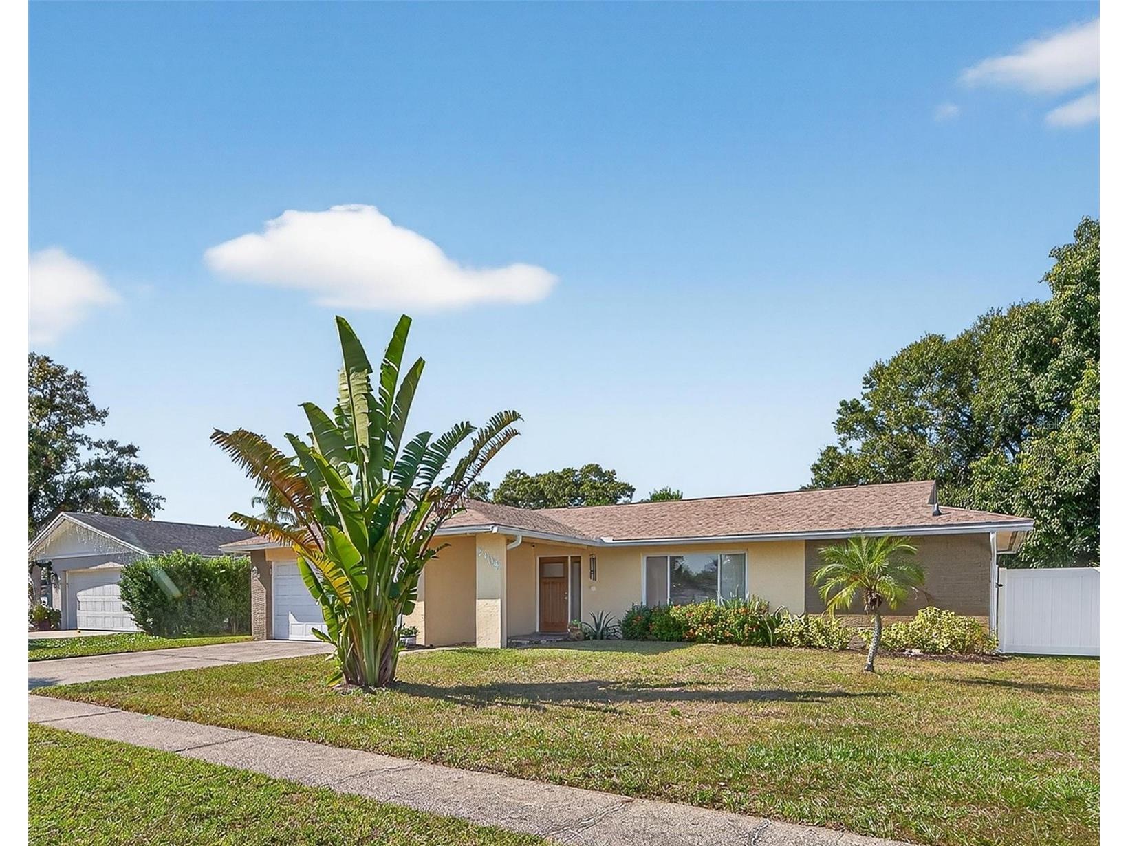 2308 Hawthorne Drive Clearwater FL 33763 TB8454417 image1