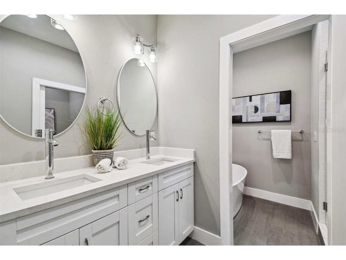 2308 N 13th Street Tampa FL 33605 TB8435542 image22