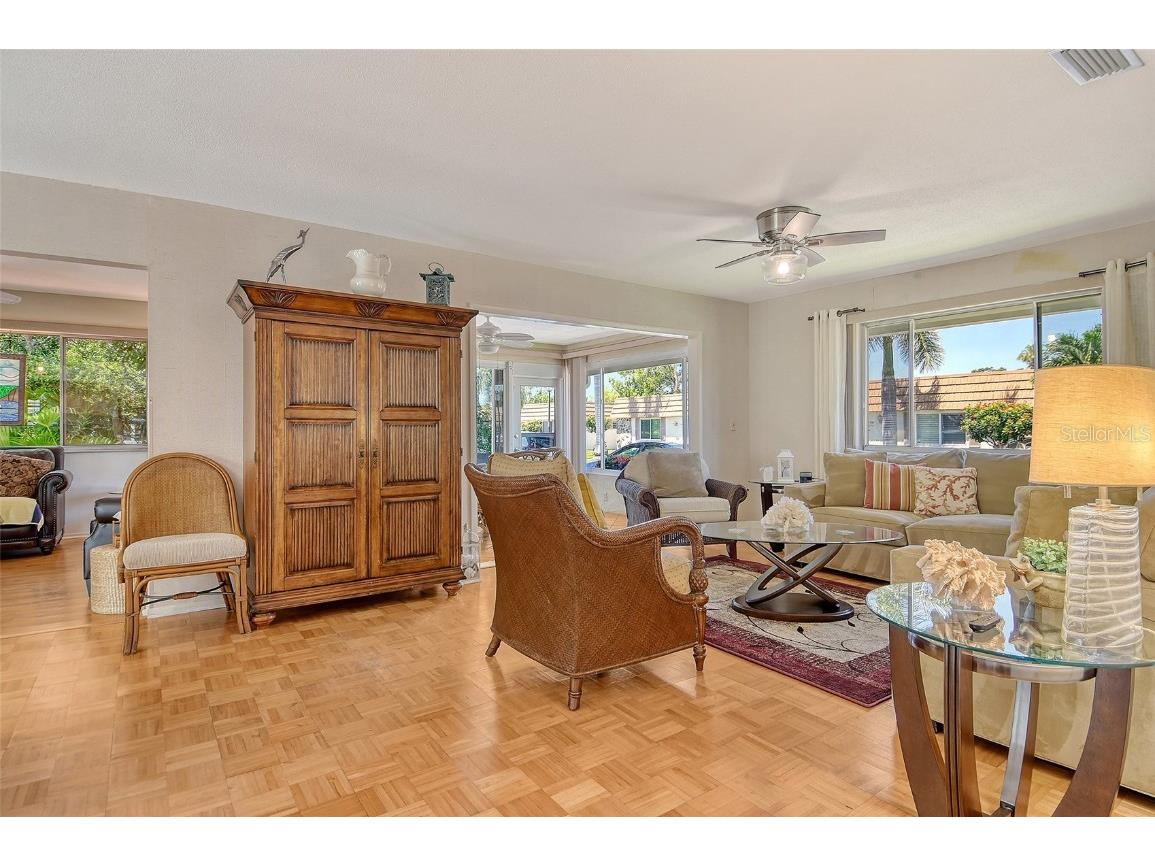 2308 Waterbluff Place #V304 Sarasota FL 34231 A4658883 image5