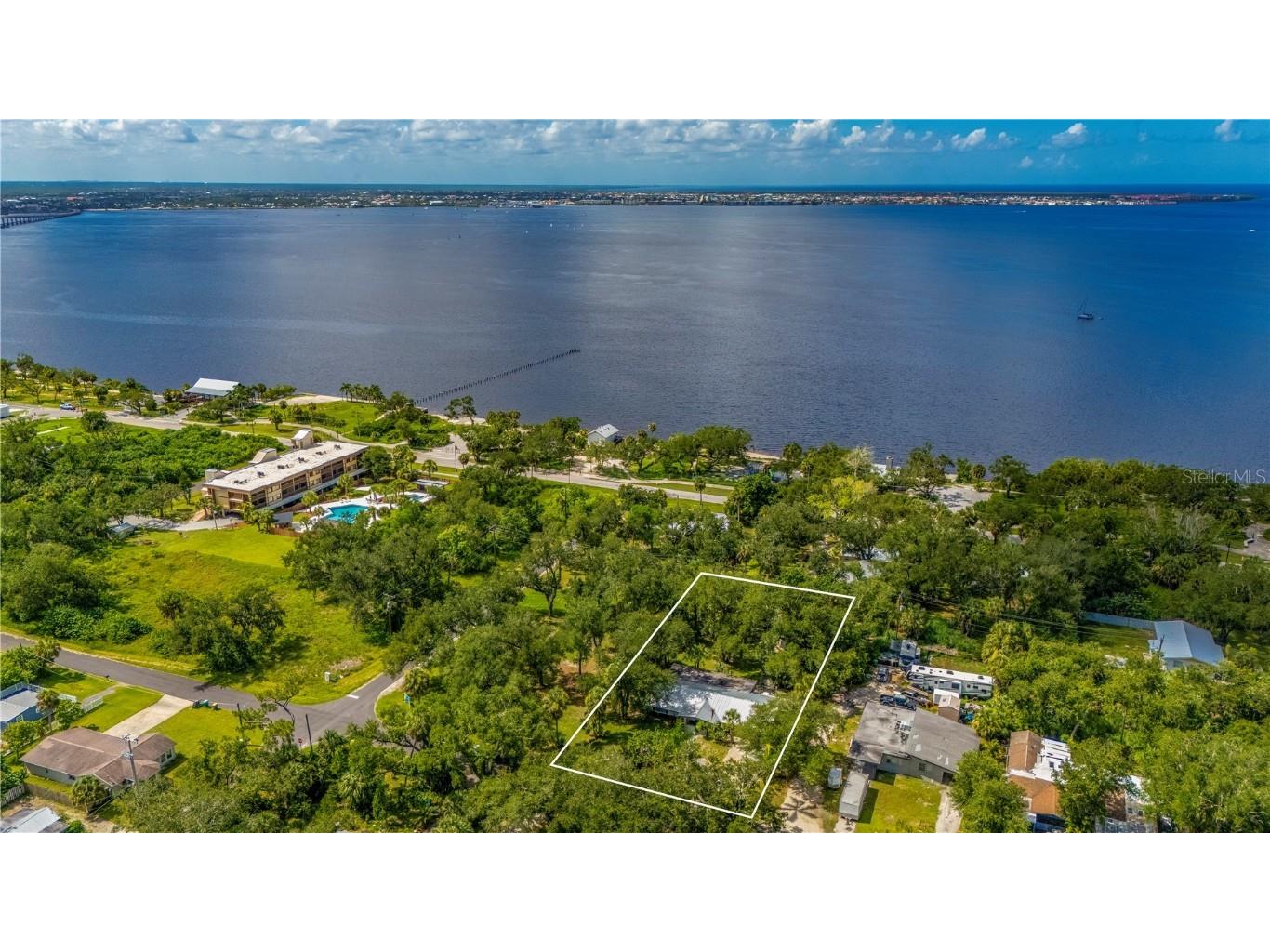 23087 Central Avenue Punta Gorda FL 33980 C7512676 image62