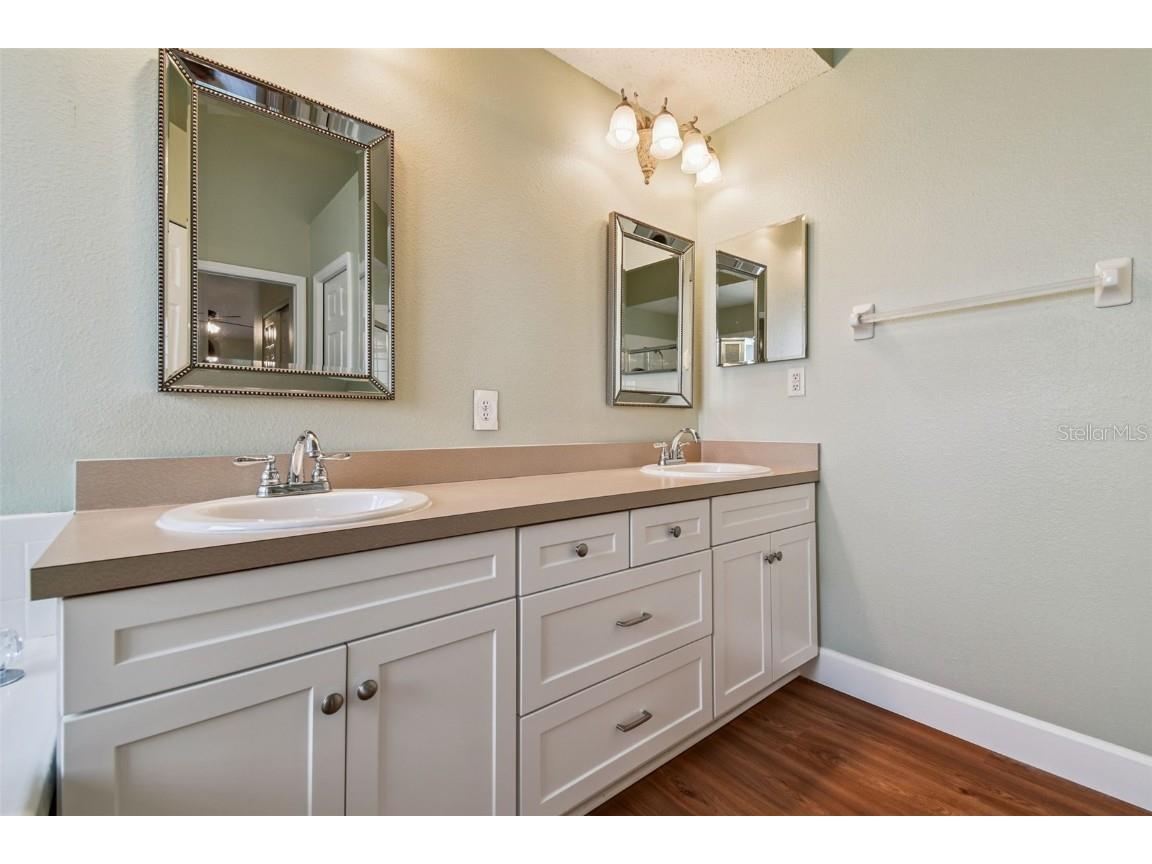 2309 Lyndhurst Drive Sun City Center FL 33573 TB8431302 image22