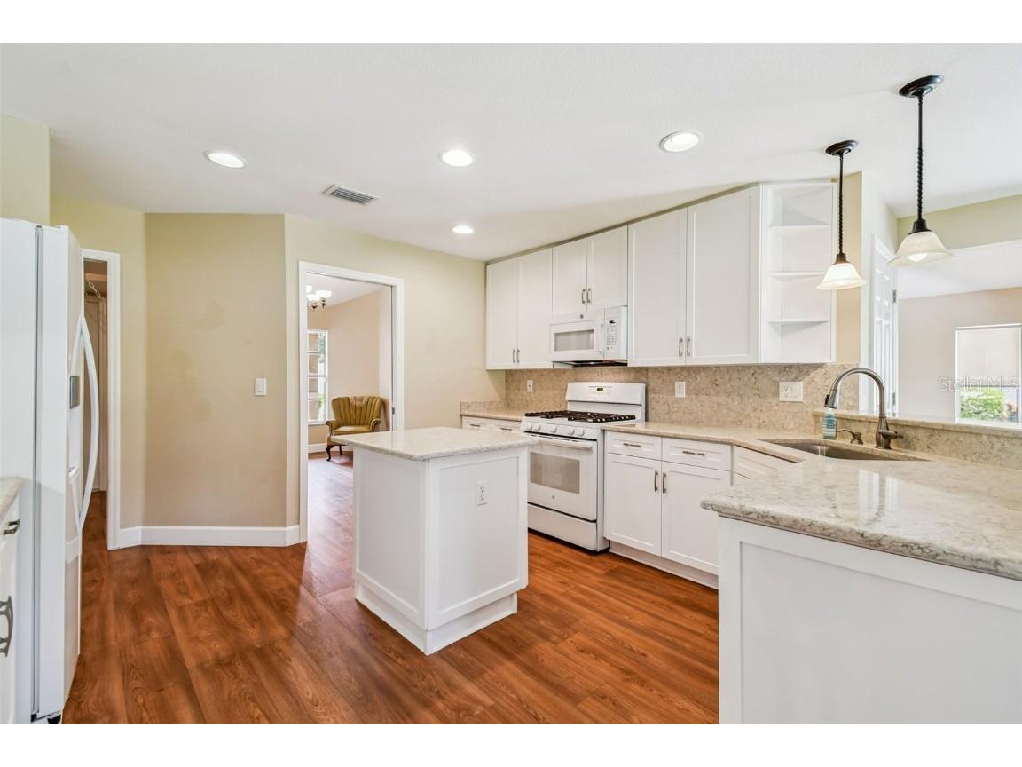 2309 Lyndhurst Drive Sun City Center FL 33573 TB8431302 image8