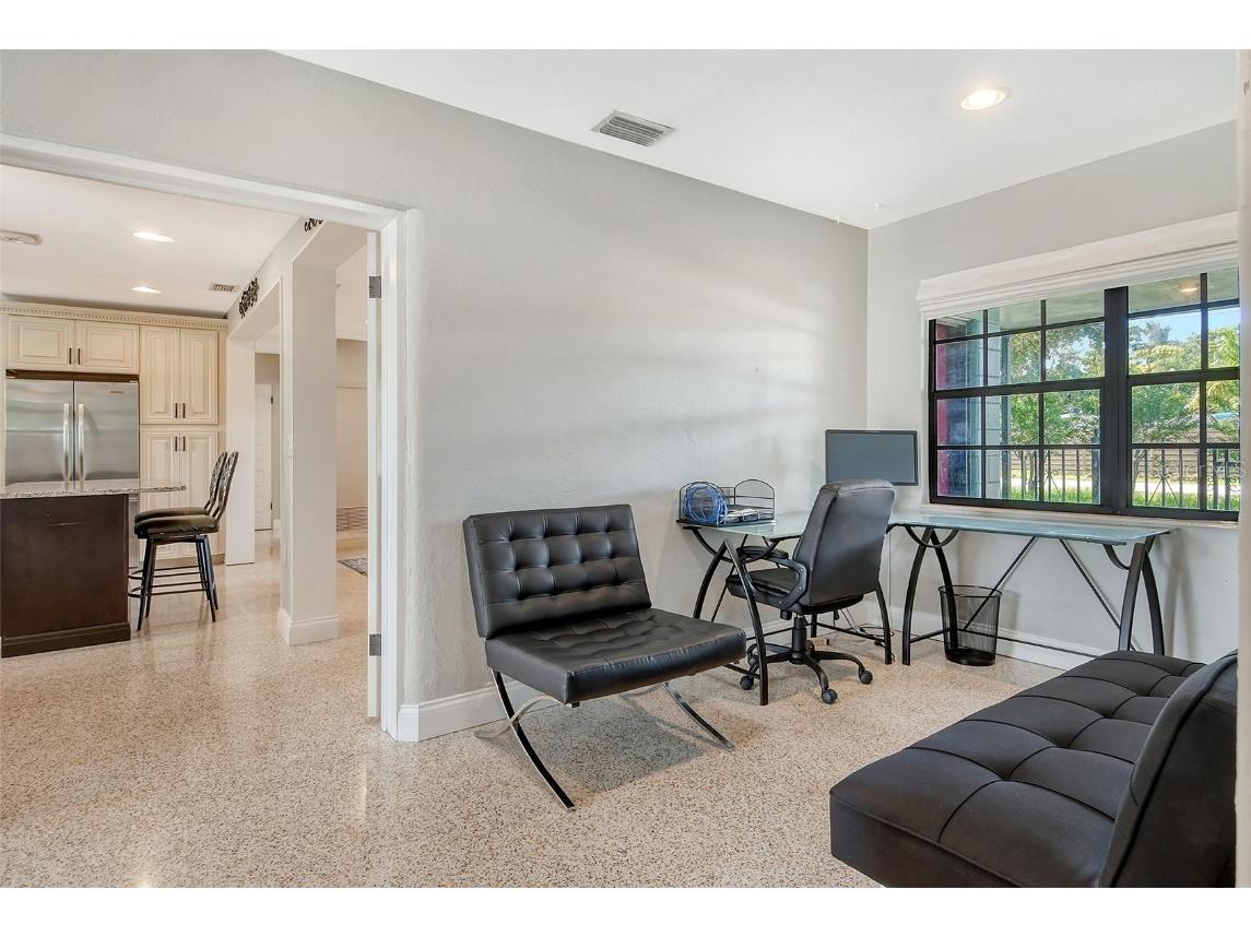 2309 Lynn Street Sarasota FL 34231 A4468652 image25