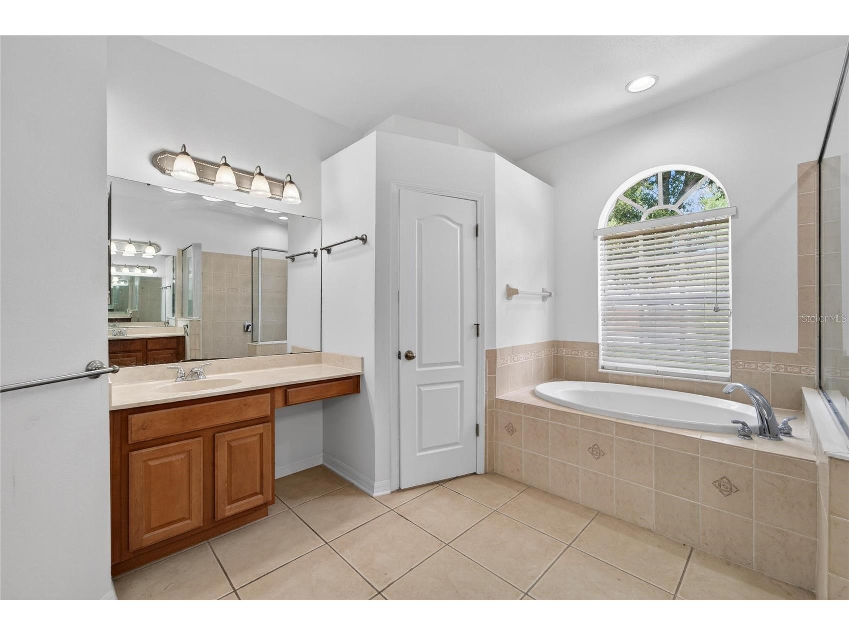 2309 Silver Trumpet Court Valrico FL 33594 TB8501082 image16