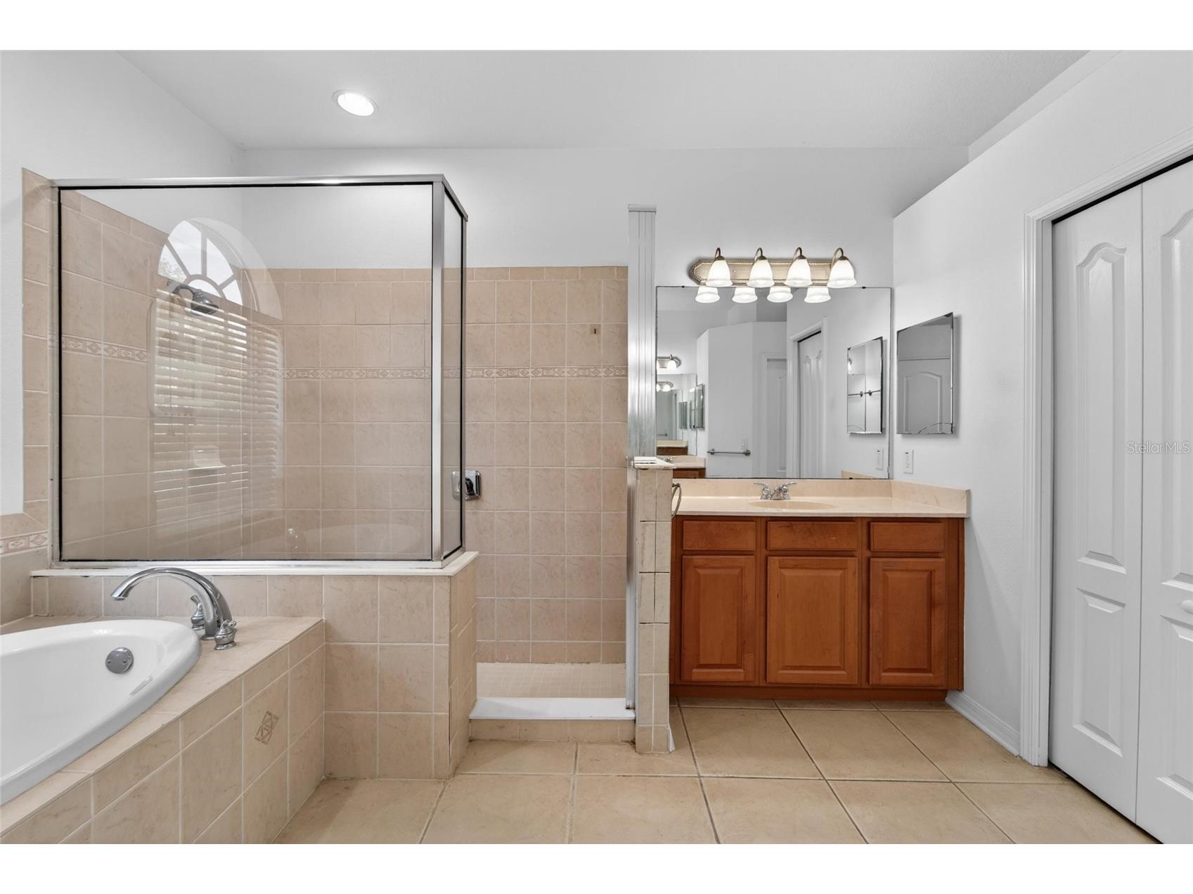 2309 Silver Trumpet Court Valrico FL 33594 TB8501082 image17