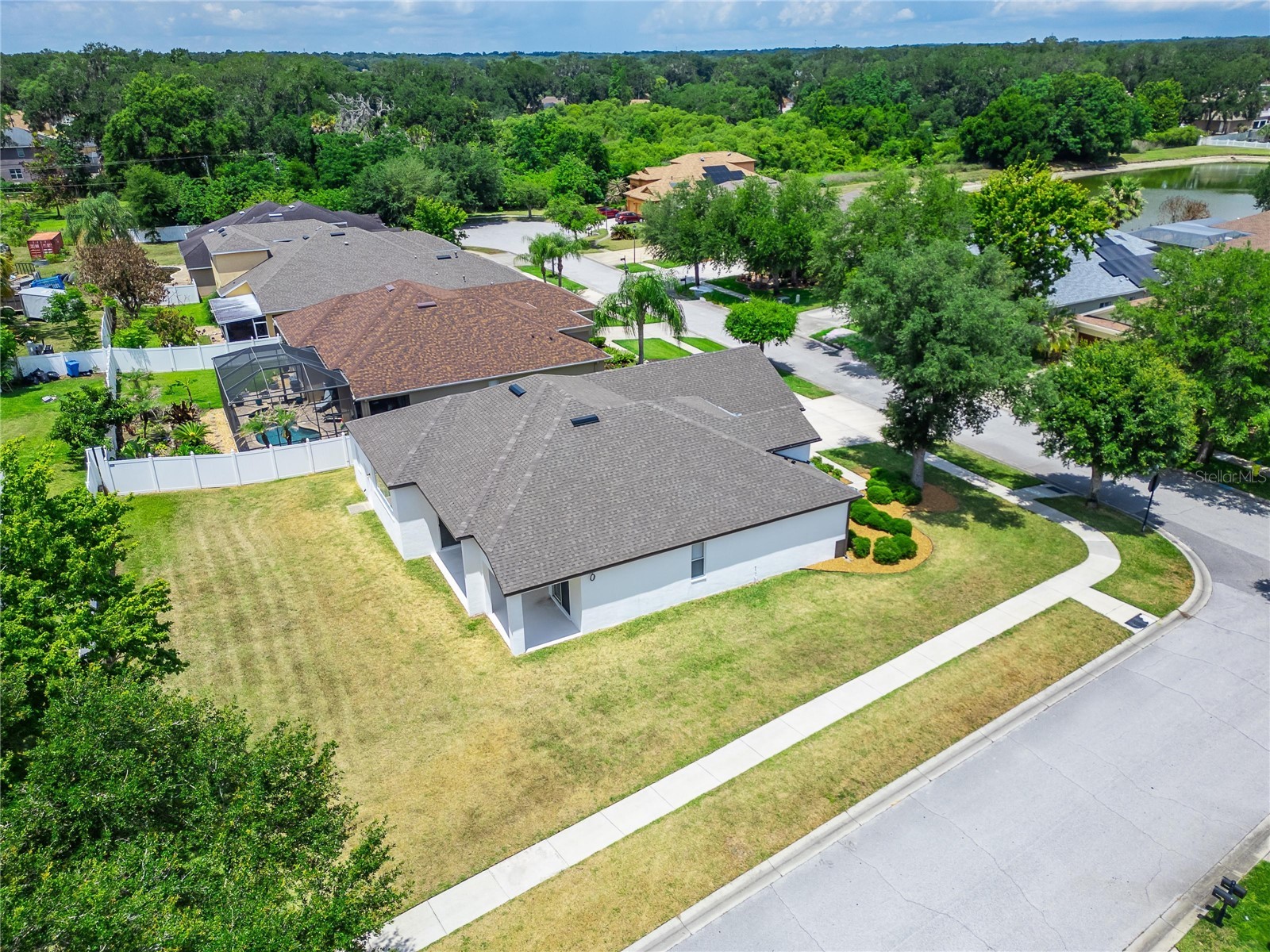 2309 Silver Trumpet Court Valrico FL 33594 TB8501082 image75