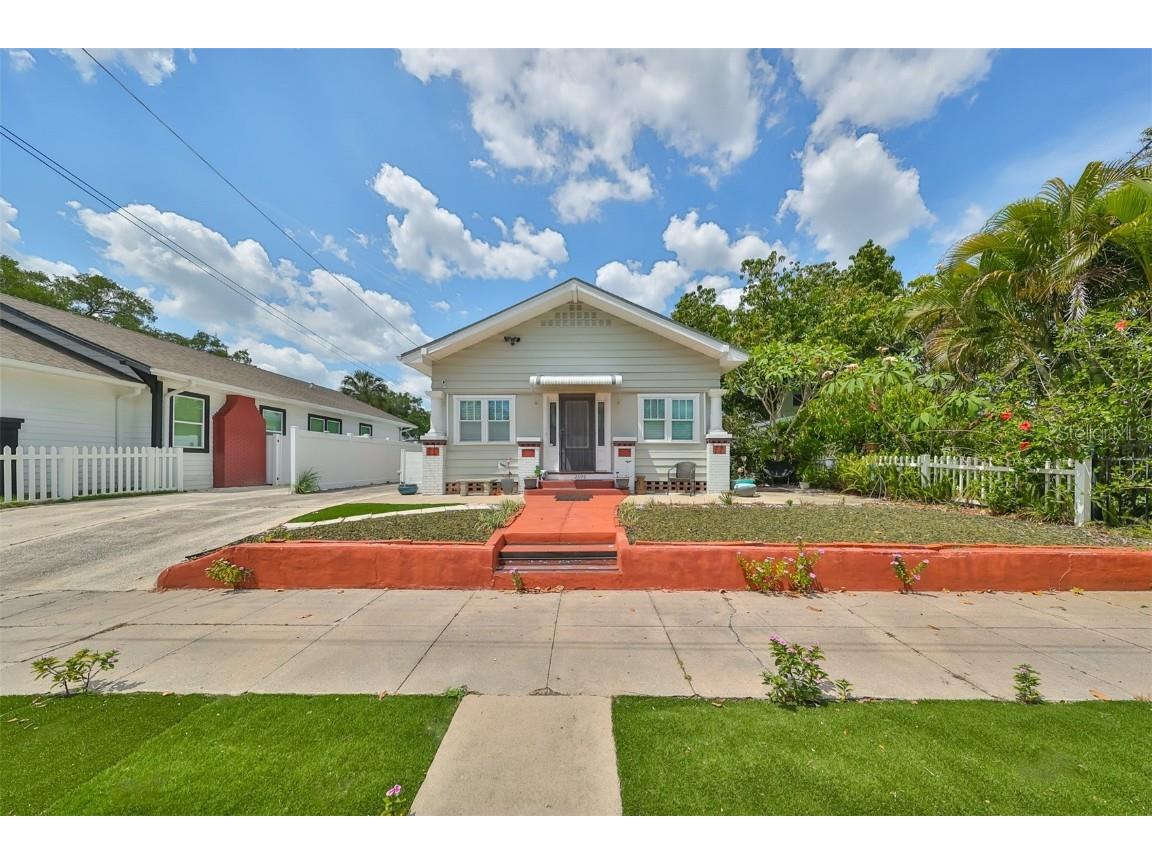 2309 W North B Street Tampa FL 33609 U8242138 image1