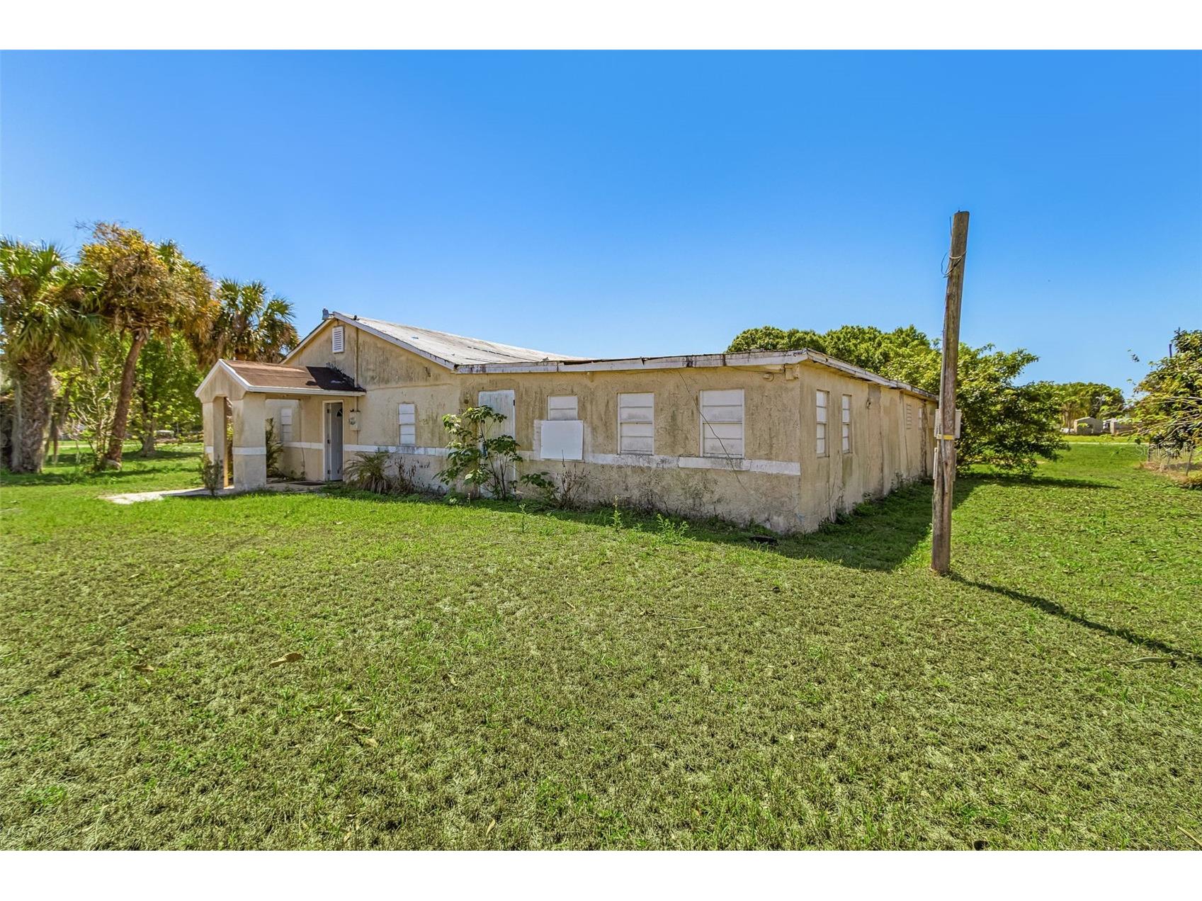 23090 Railroad Avenue Alva FL 33920 O6395110 image1