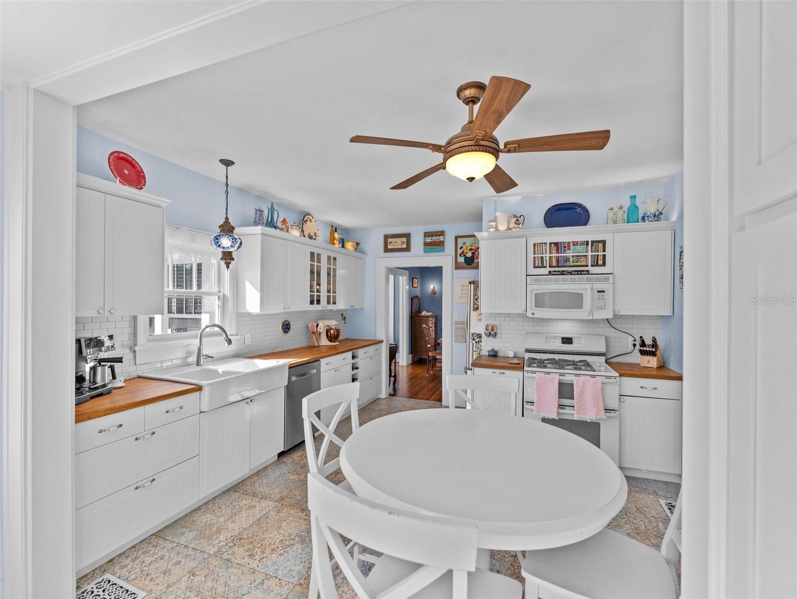 231 72nd Street N Saint Petersburg FL 33710 TB8467954 image11